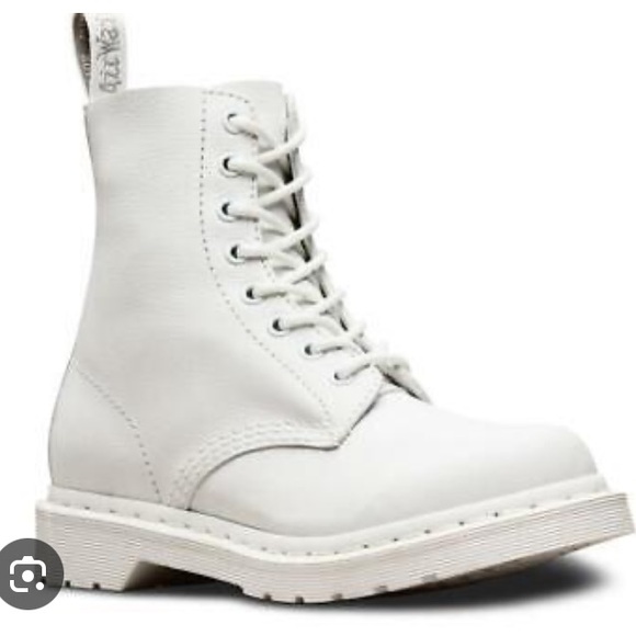 Dr. Martens Shoes - Dr Doc Martens white leather ankle boots mono virginia